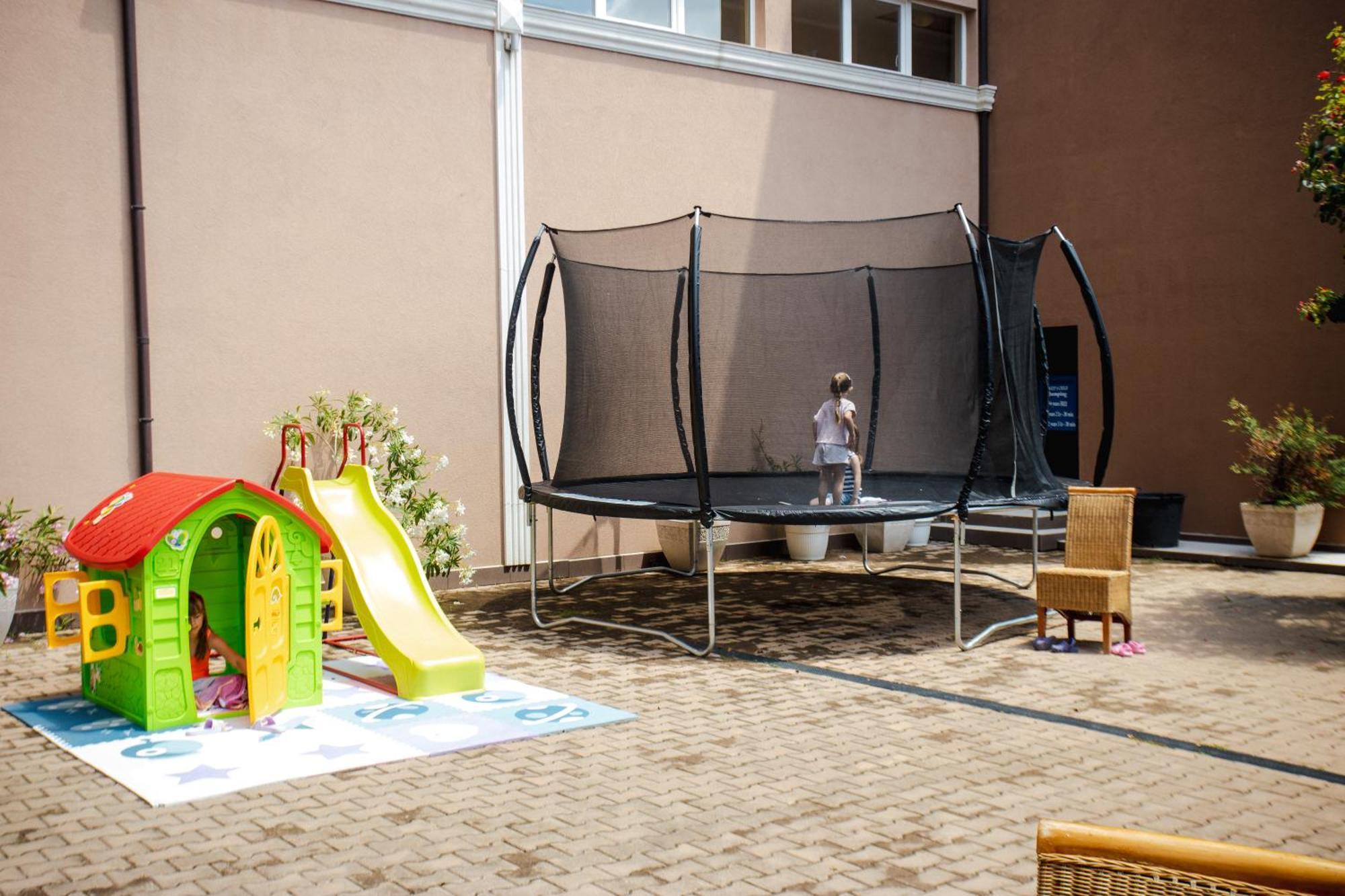 Biato Apartments Napospart Kültér fotó