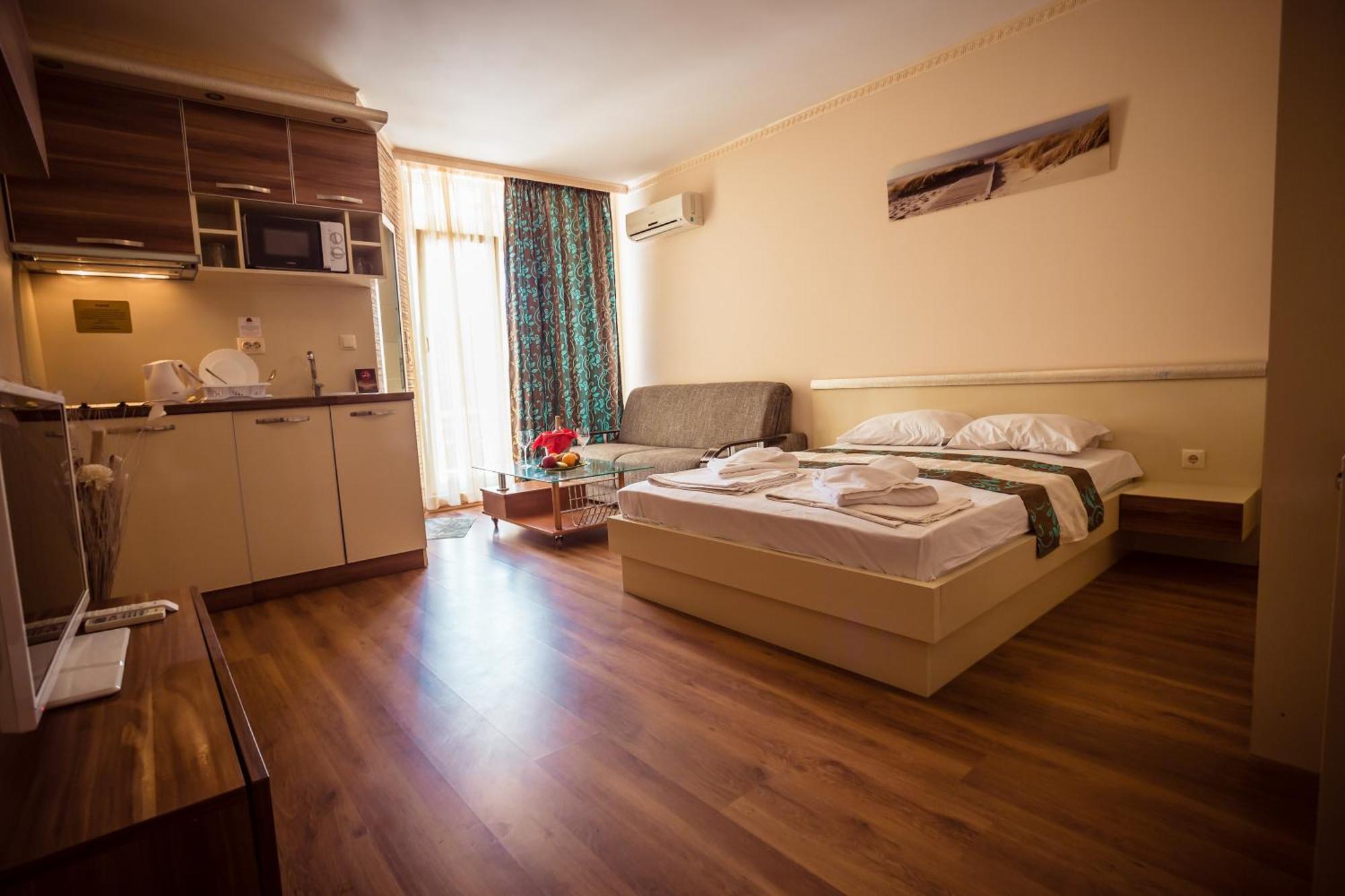 Biato Apartments Napospart Kültér fotó